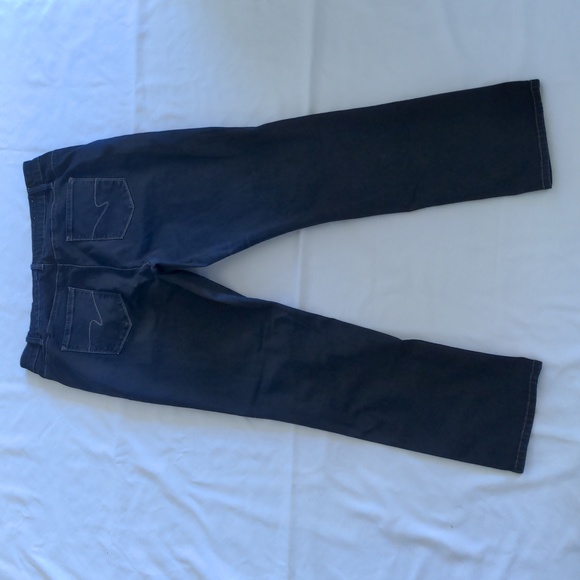 Santana Jeans size 18, inseam 32 stretch dark denim - Picture 6 of 6
